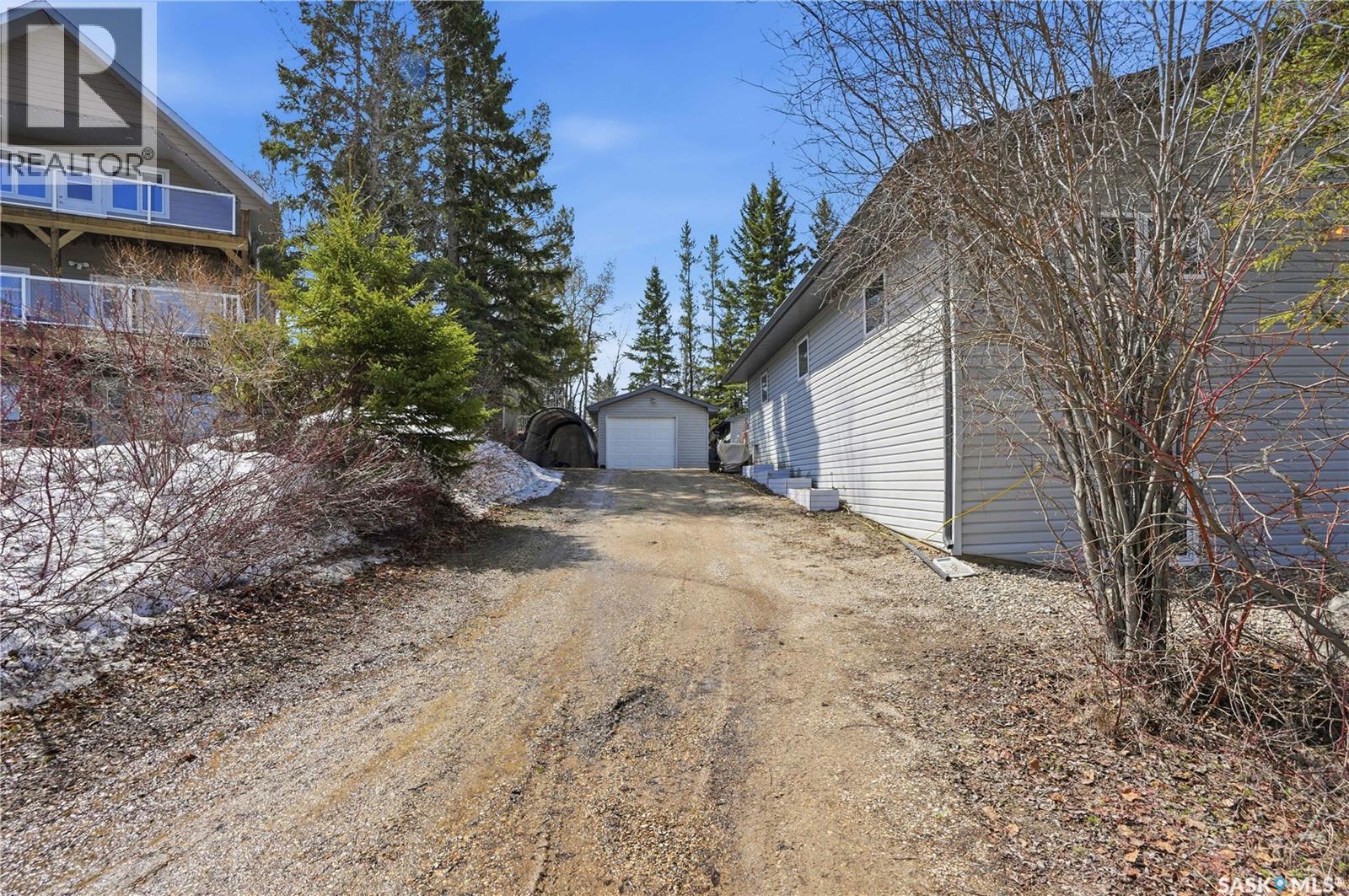 205 bay DRIVE W - 53