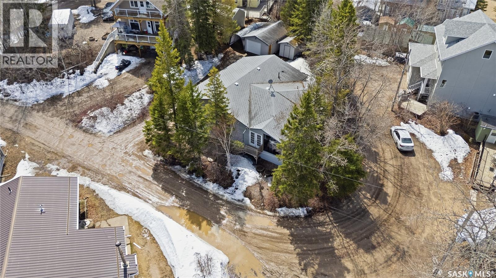205 bay DRIVE W - 55