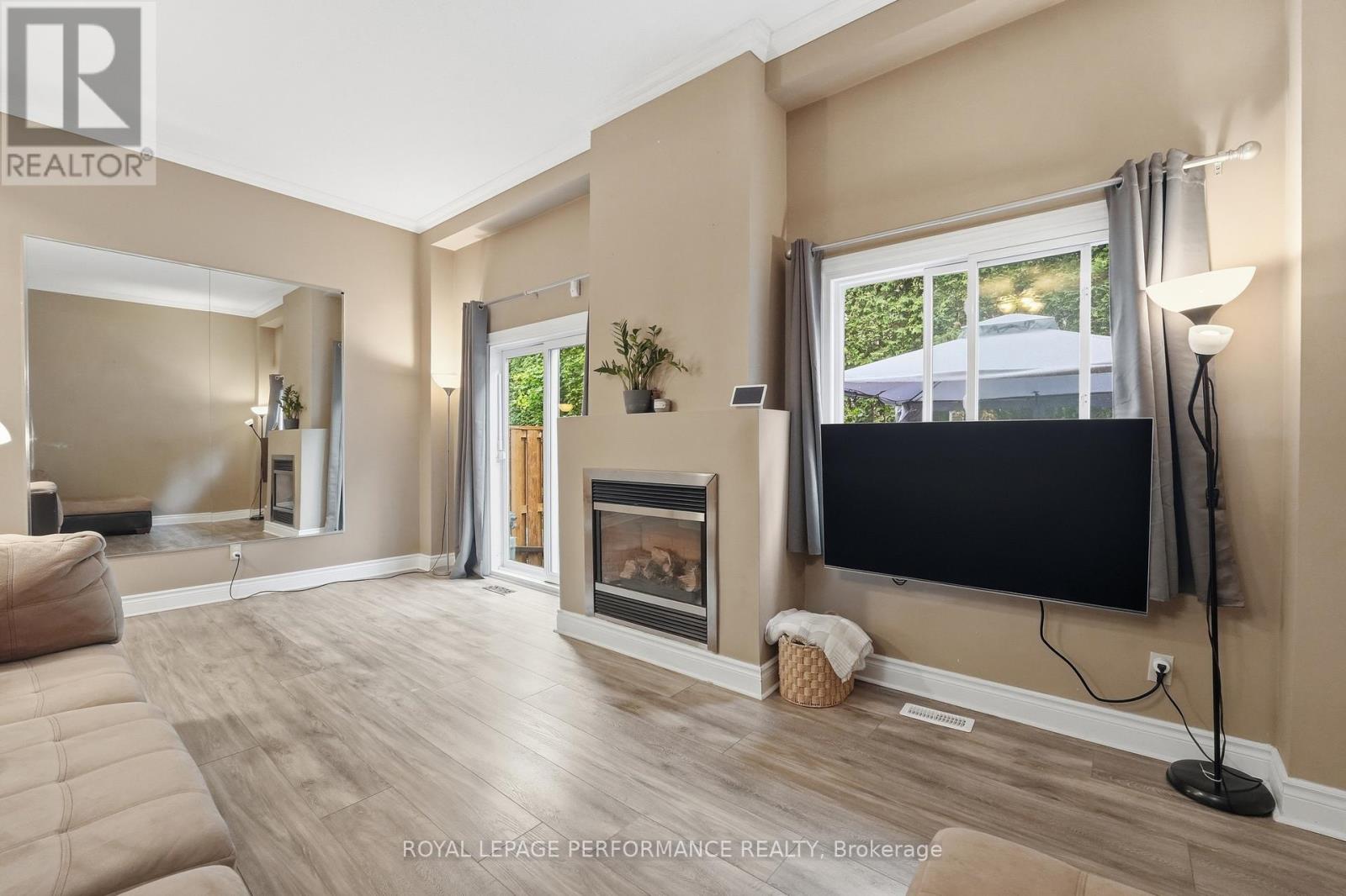 3 Bed, 2 Bath House for Sale in Ottawa – 2208 ORIENT PARK DRIVE, Ottawa – MLS# X13497994 - Image 14