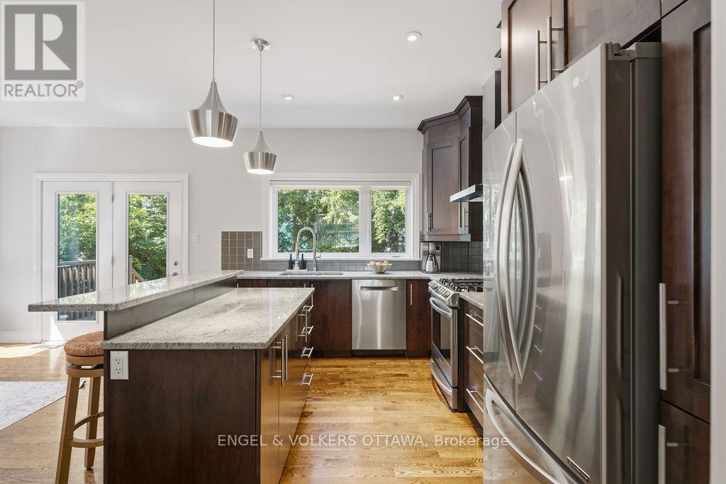 3 Bed, 4 Bath House for Rent in Ottawa – 270 ROYAL AVENUE, Ottawa – MLS# X13498200 - Image 12