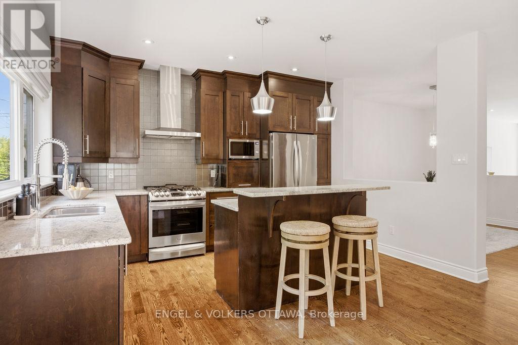 3 Bed, 4 Bath House for Rent in Ottawa – 270 ROYAL AVENUE, Ottawa – MLS# X13498200 - Image 15