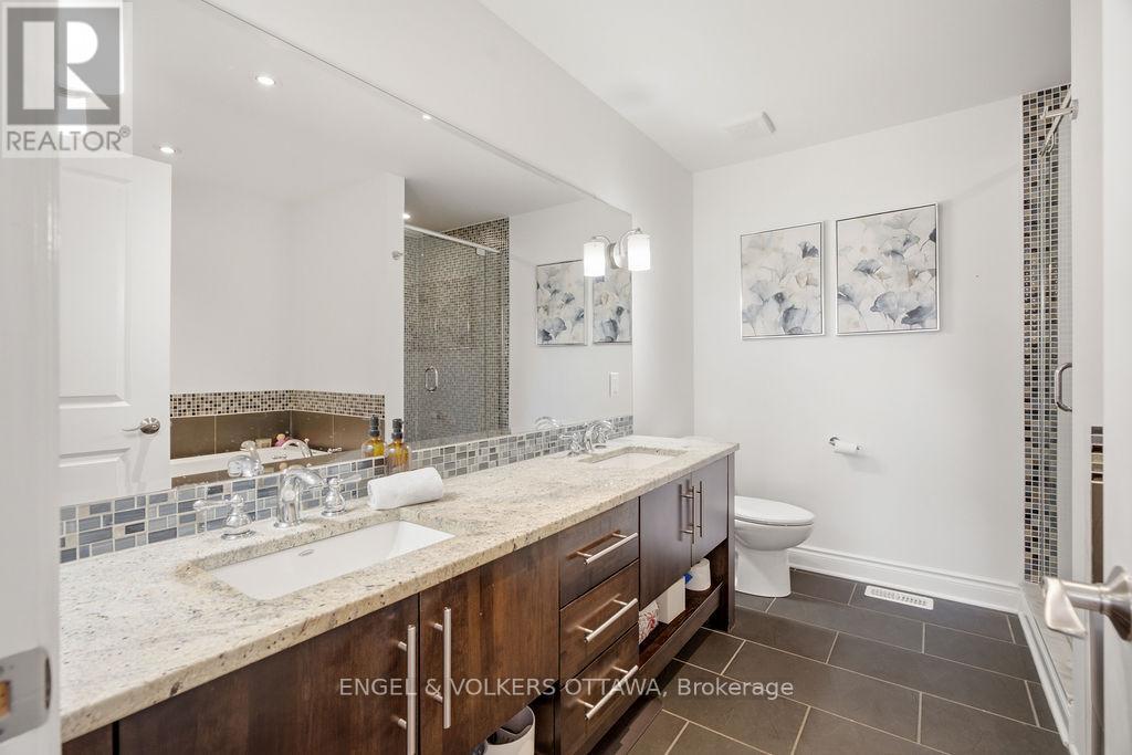 3 Bed, 4 Bath House for Rent in Ottawa – 270 ROYAL AVENUE, Ottawa – MLS# X13498200 - Image 22
