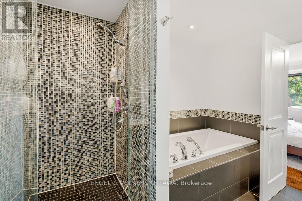 3 Bed, 4 Bath House for Rent in Ottawa – 270 ROYAL AVENUE, Ottawa – MLS# X13498200 - Image 23