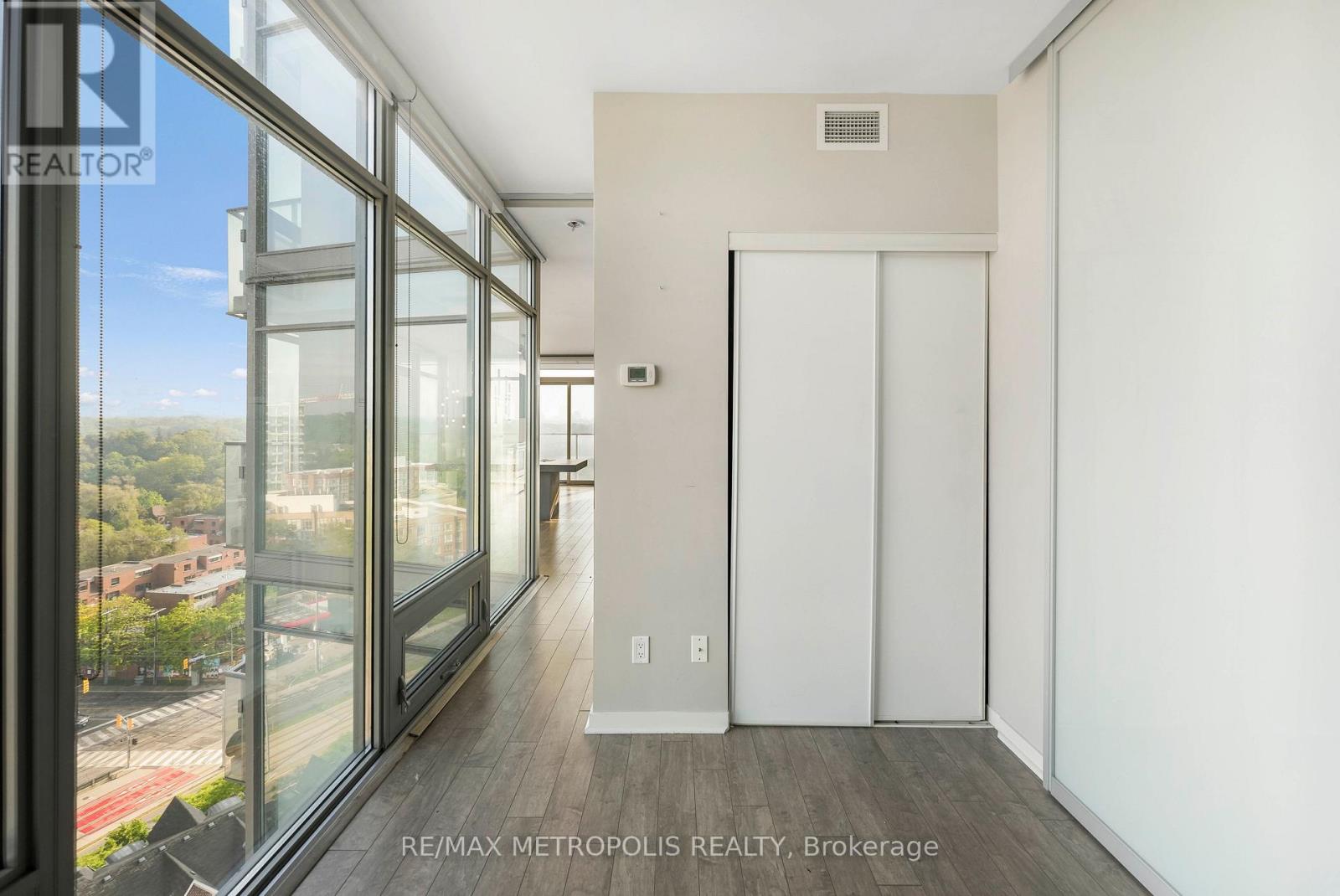 #1414 103 THE QUEENSWAY AVENUE - Image 12
