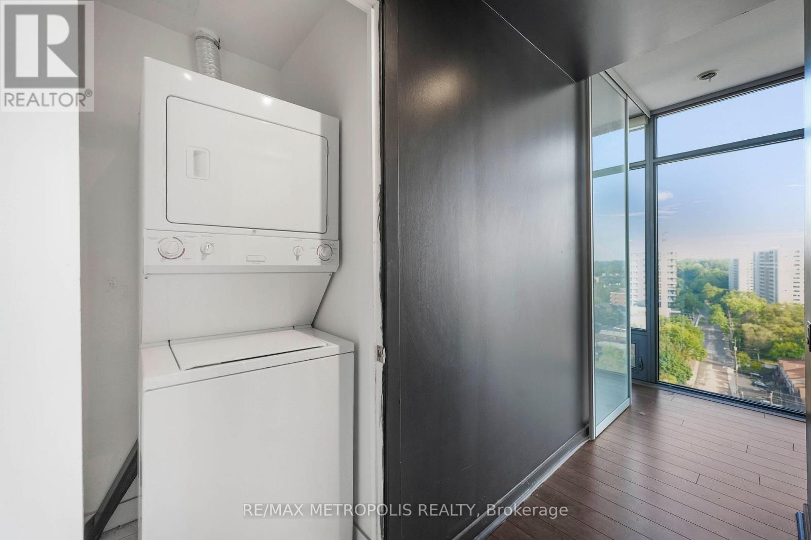 #1414 103 THE QUEENSWAY AVENUE - Image 26