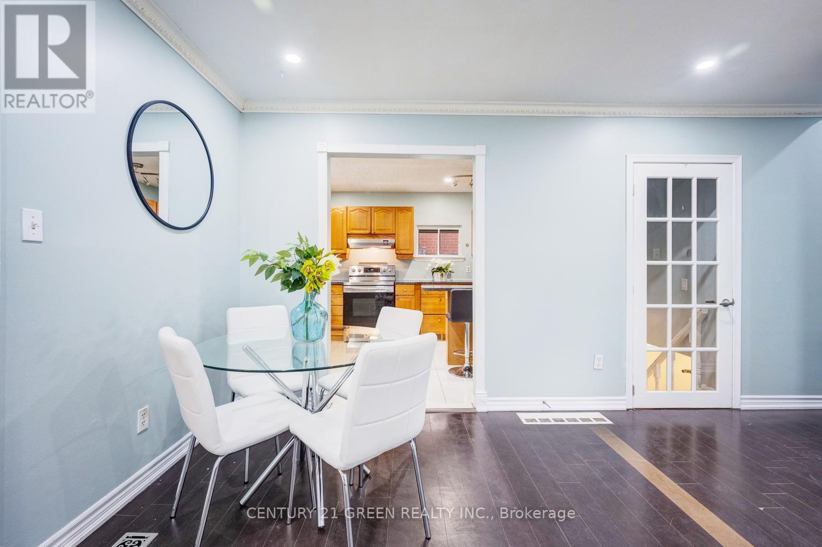 11 BURGBY AVENUE - 15