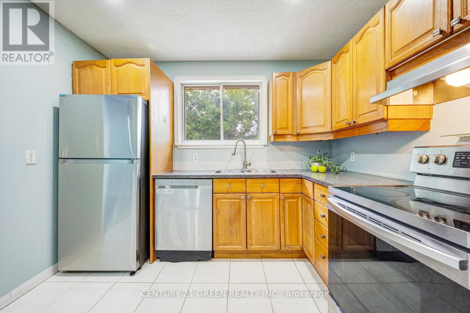 11 BURGBY AVENUE - 17