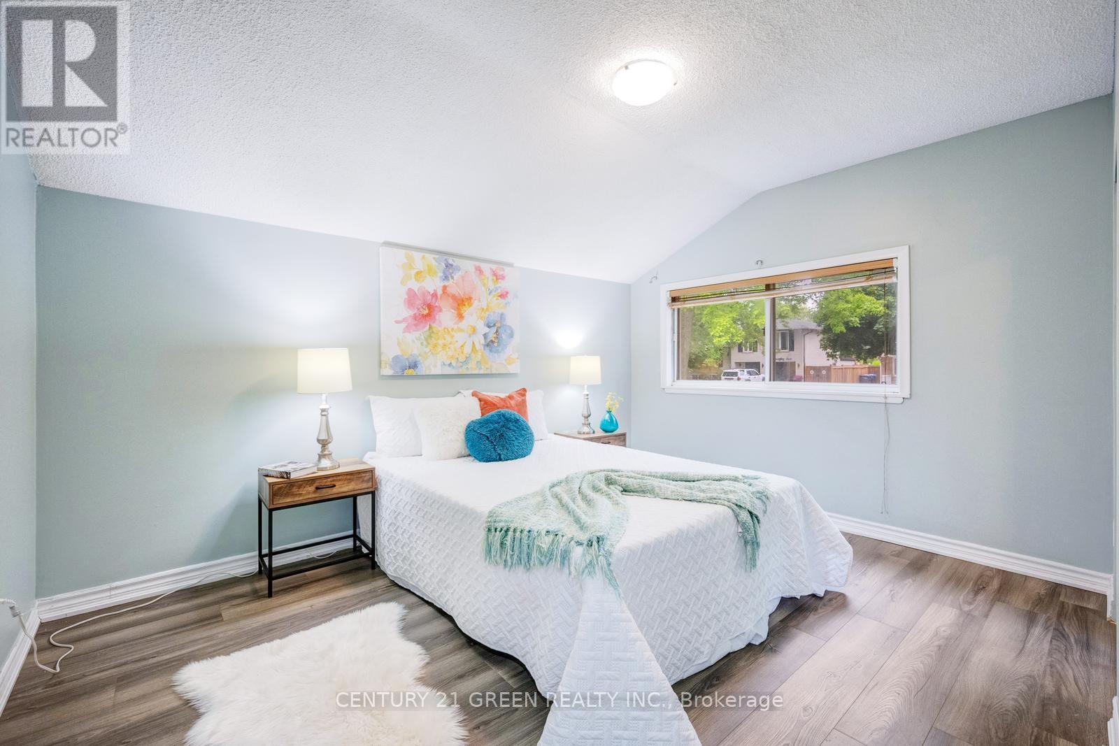 11 BURGBY AVENUE - 22