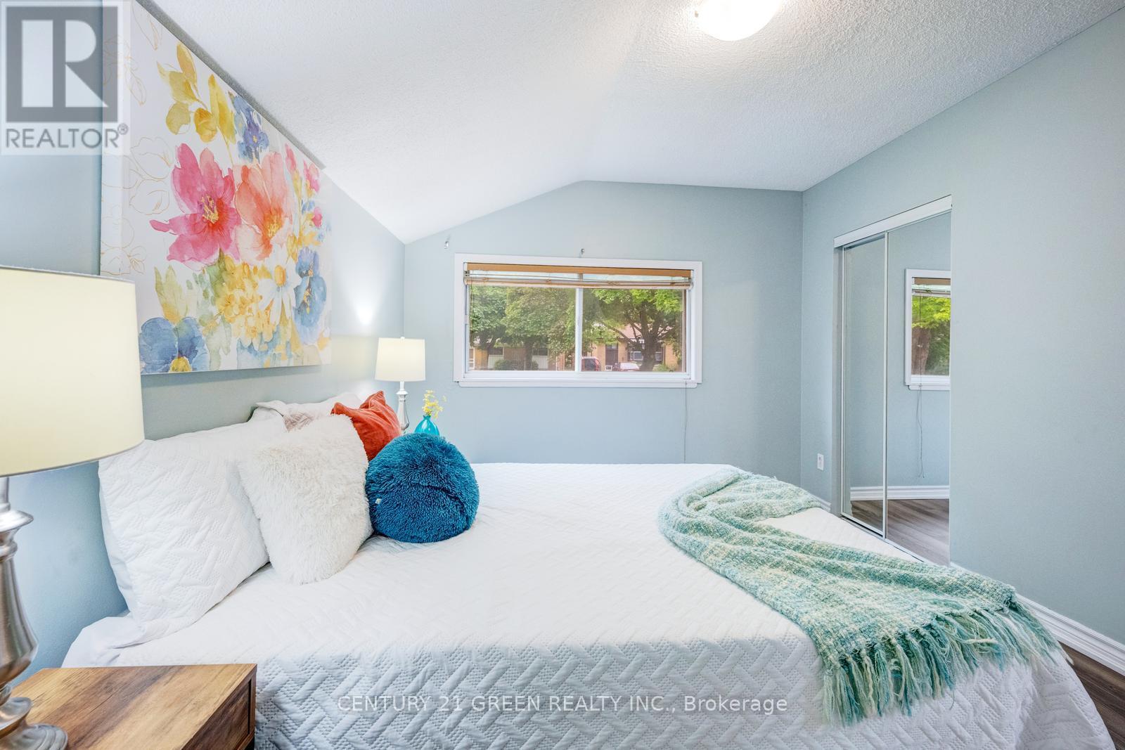 11 BURGBY AVENUE - 21