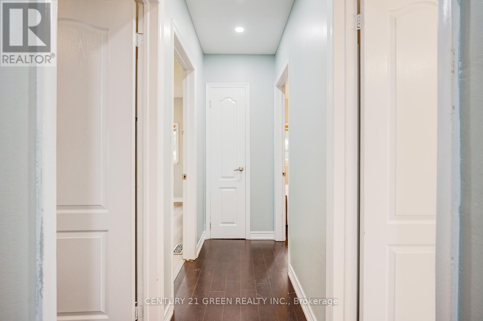 11 BURGBY AVENUE - 27