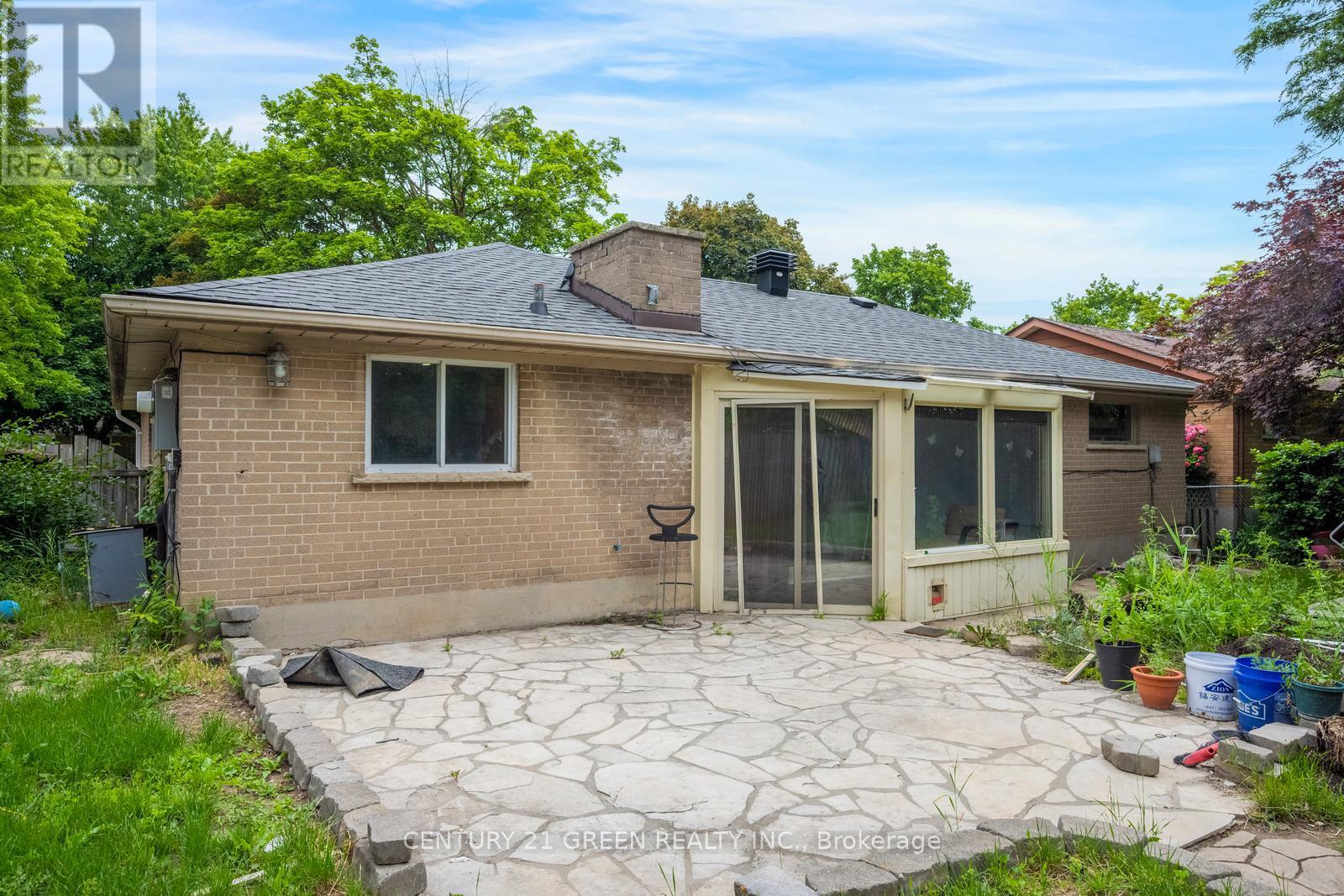 11 BURGBY AVENUE - 48