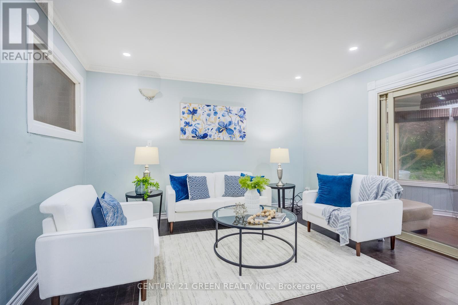 11 BURGBY AVENUE - 8