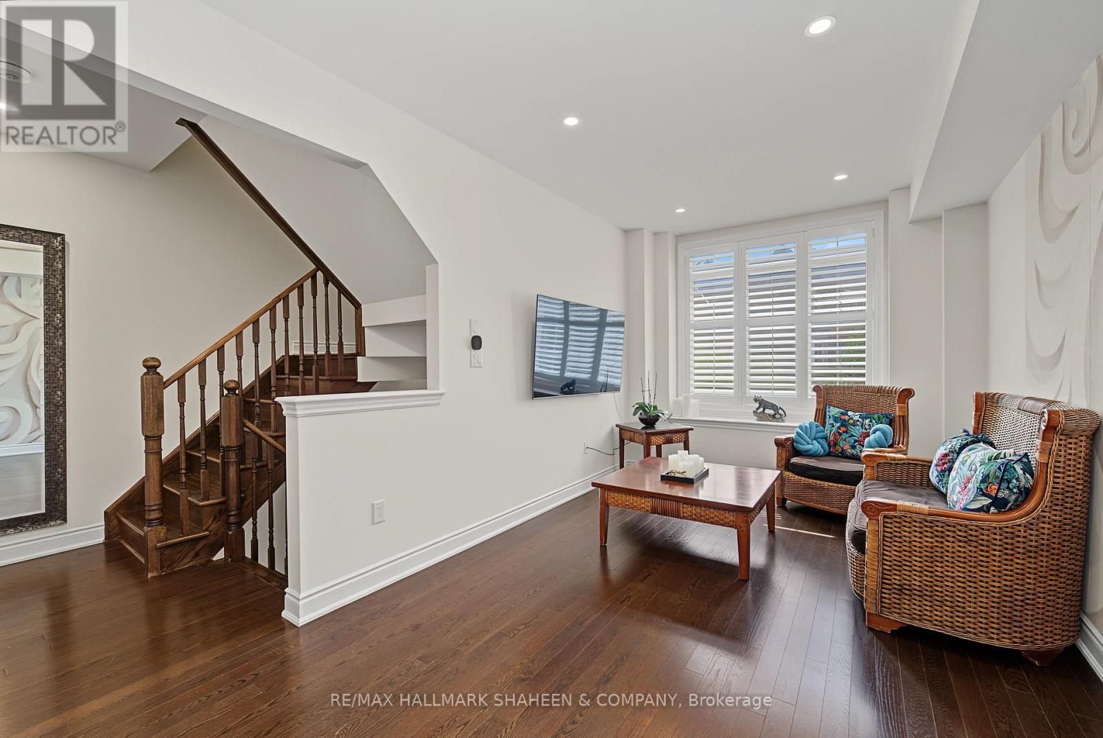 211 APPLETON COURT - 12