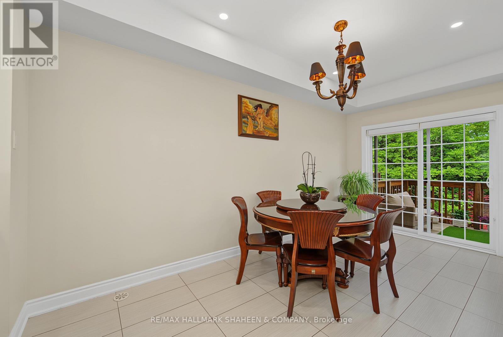 211 APPLETON COURT - 15