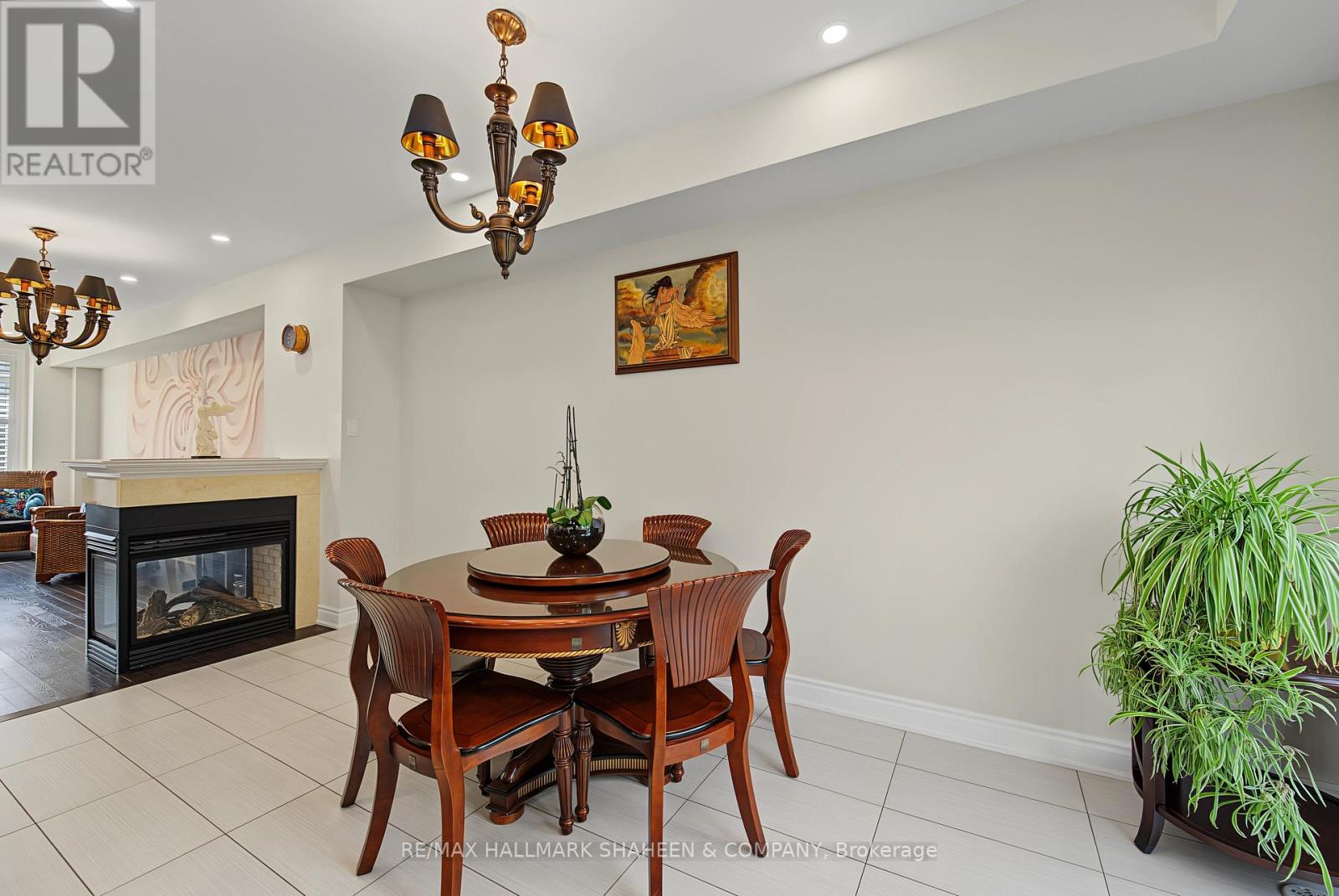 211 APPLETON COURT - 16