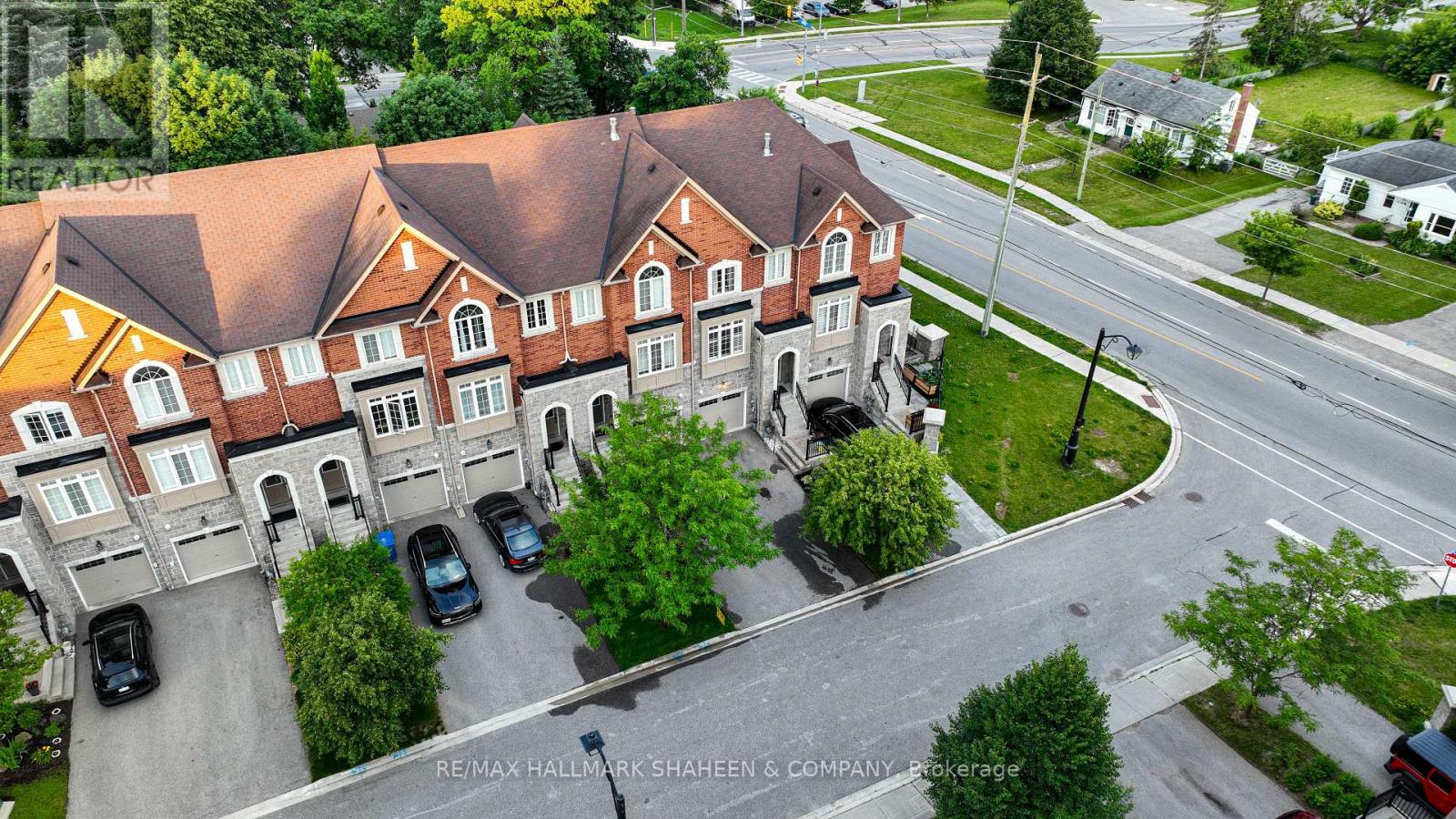211 APPLETON COURT - 3