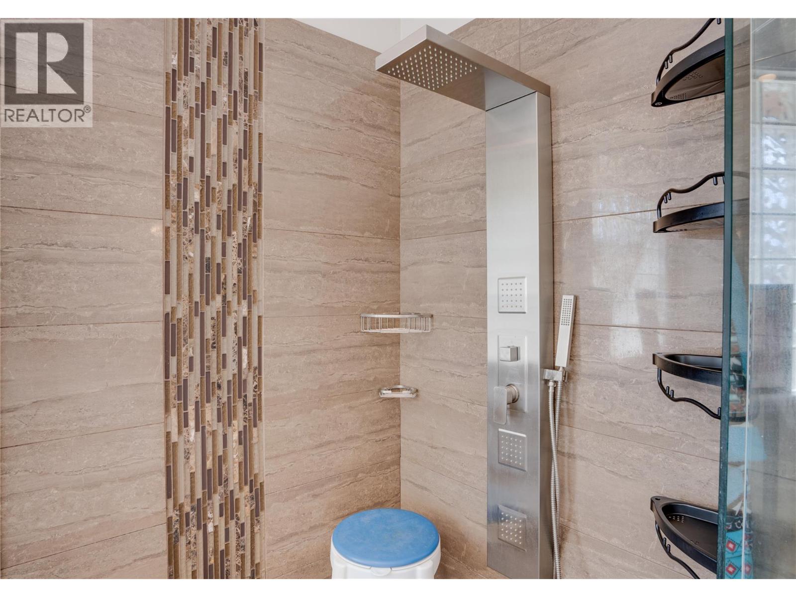 #1 6500 15th Avenue SW - Image 33