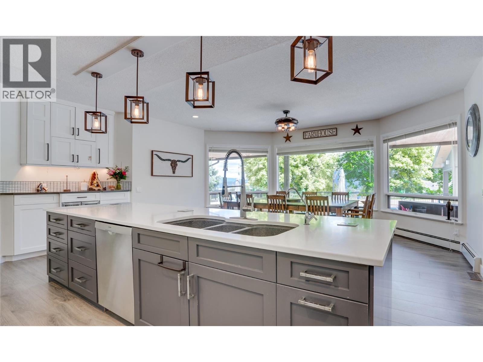 #1 6500 15th Avenue SW - Image 21