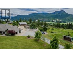 Foyer - 6500 15th Avenue Sw Unit# 1, Salmon Arm, BC V1E1R5 Photo 11