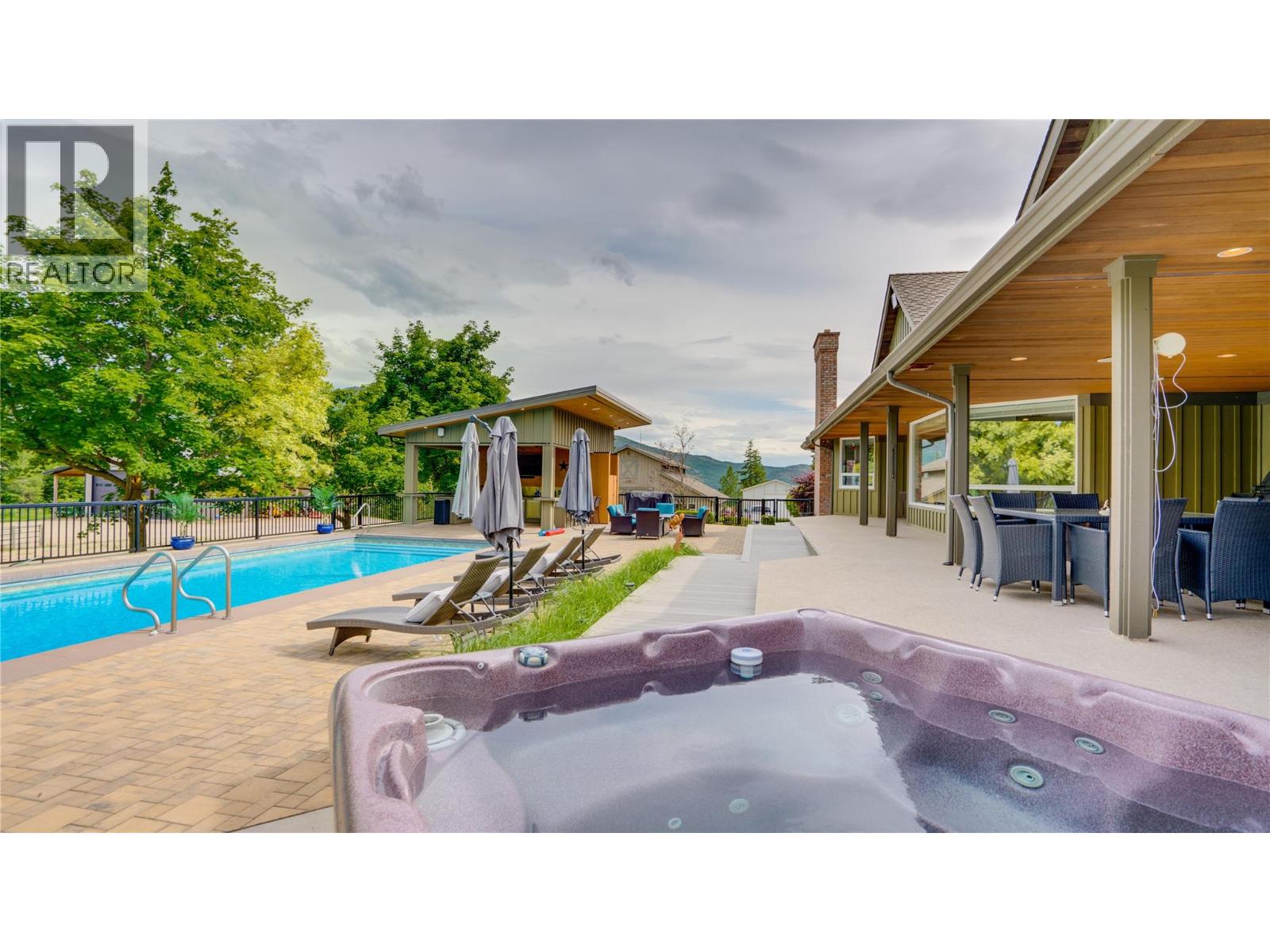 #1 6500 15th Avenue SW - Image 64