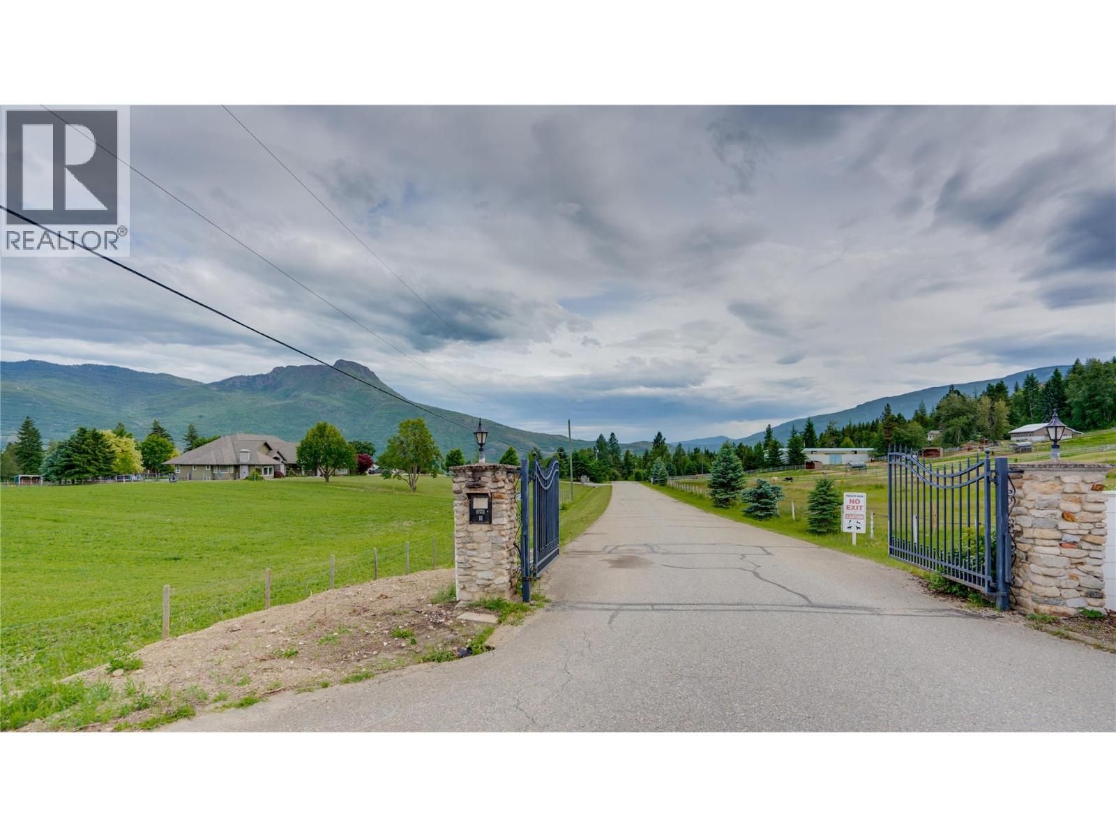 #1 6500 15th Avenue SW - 99