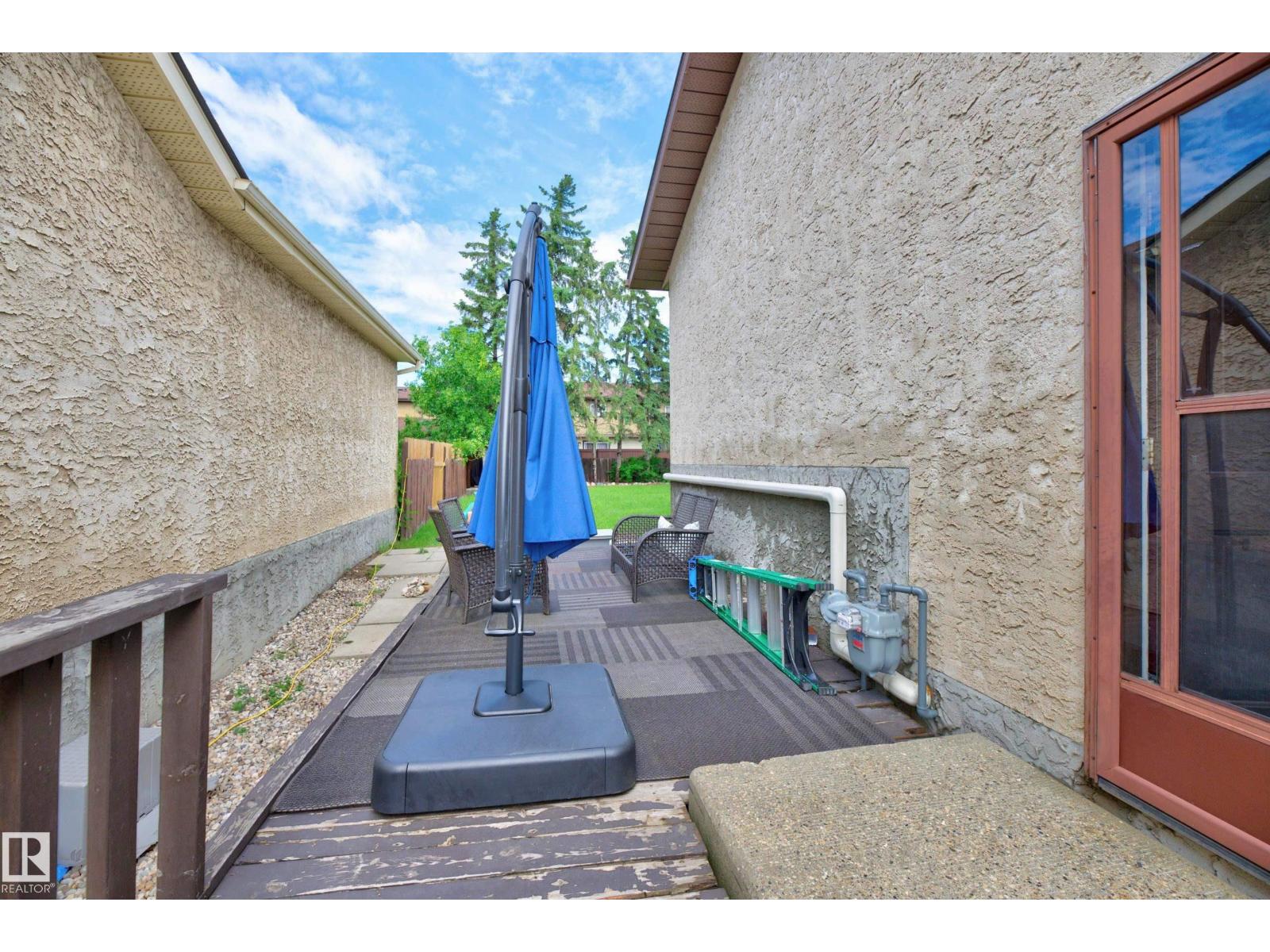 135 Hyndman CR NW — photo 39