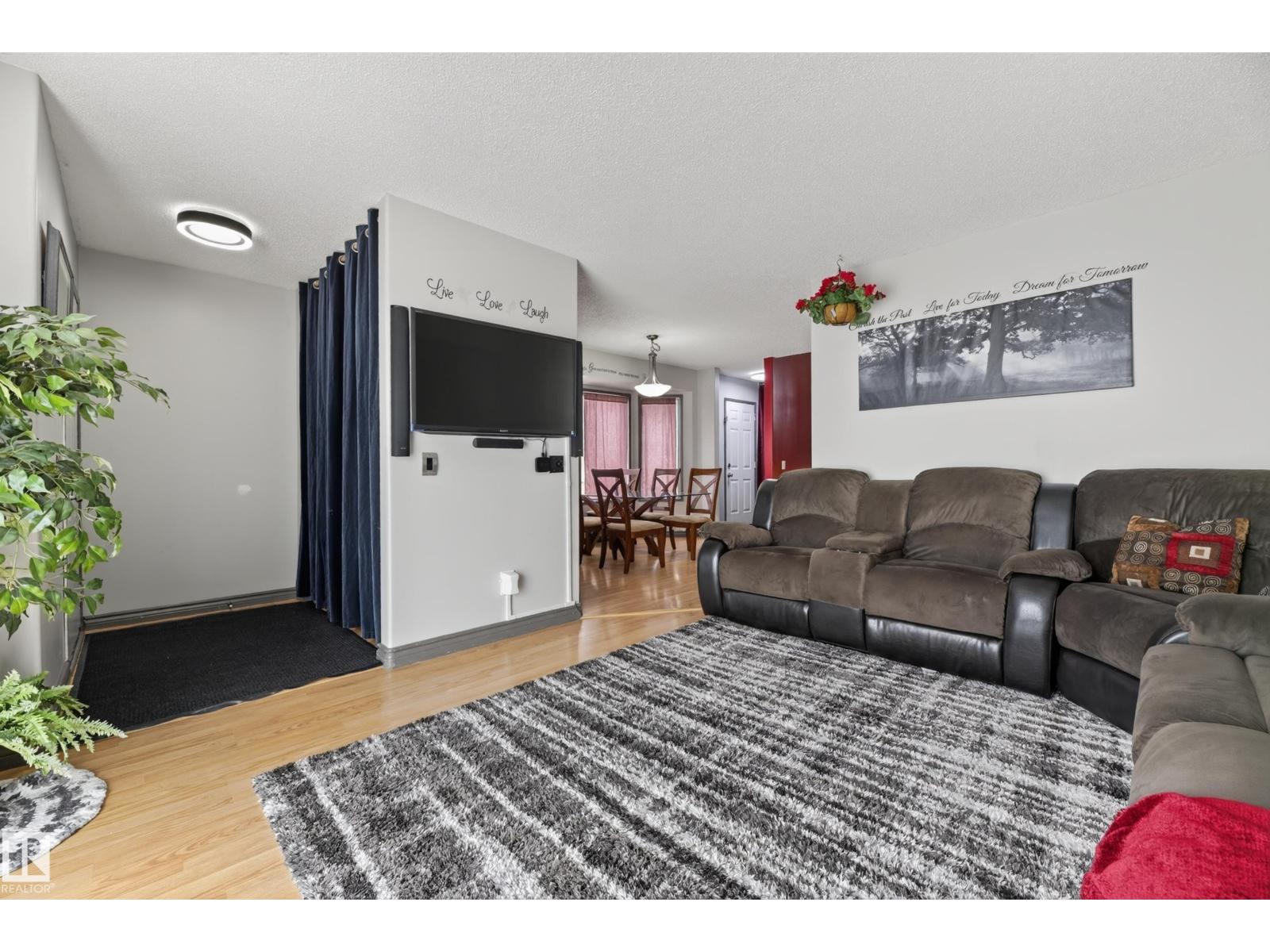 135 Hyndman CR NW - photo 5