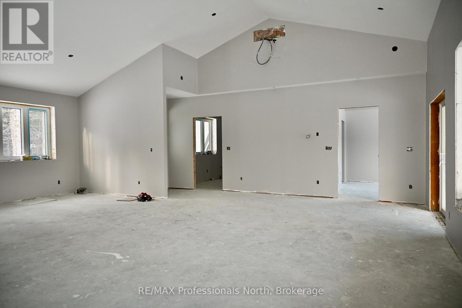 121 LOON LAKE ROAD - 11