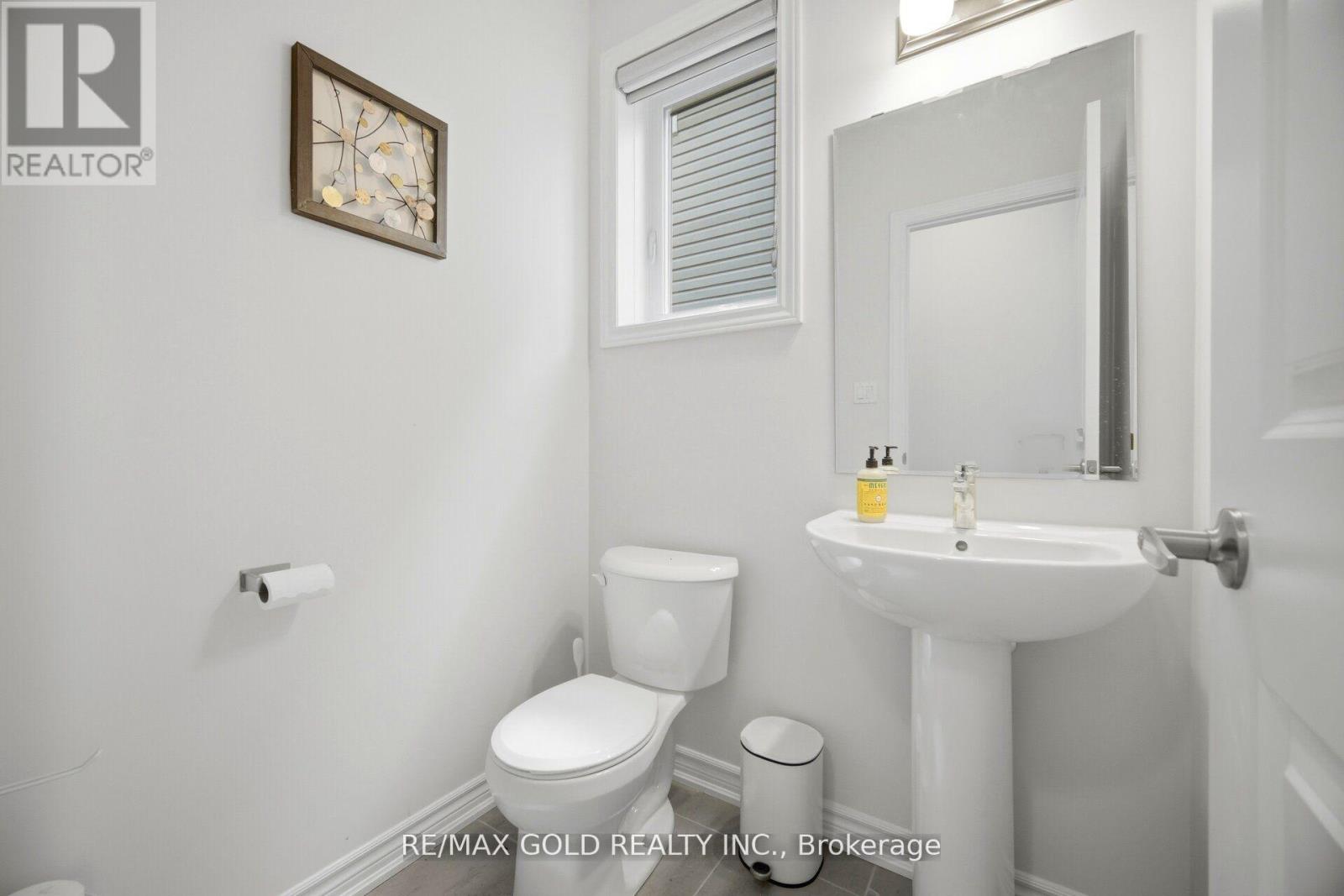 113 MOLOZZI STREET - 19