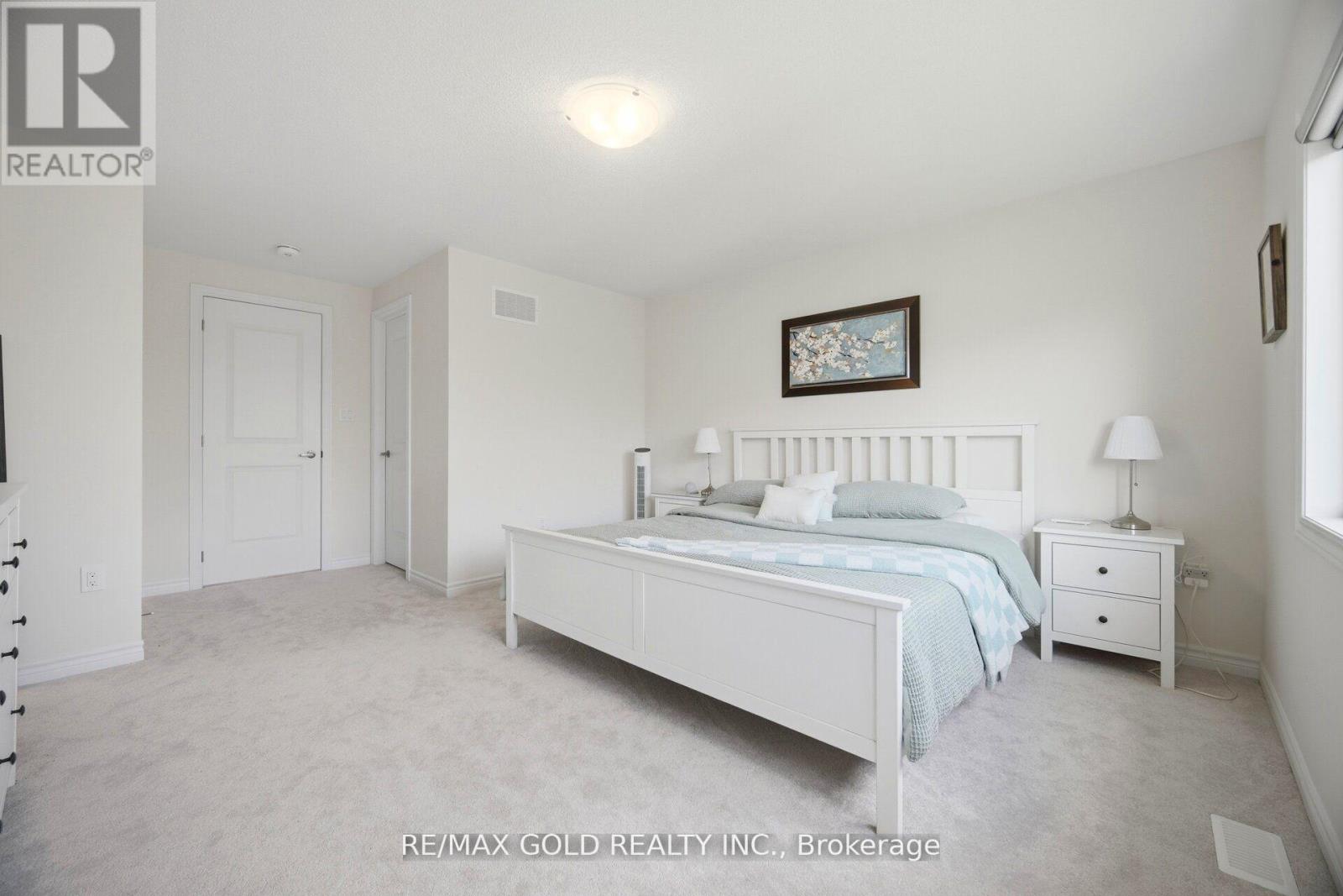 113 MOLOZZI STREET - 25