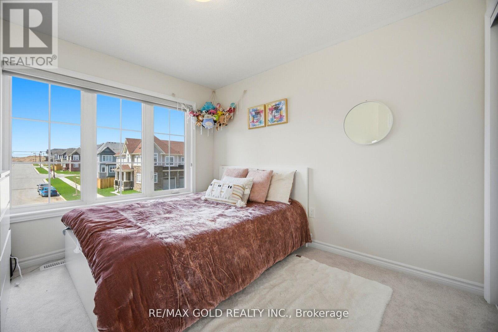 113 MOLOZZI STREET - 28