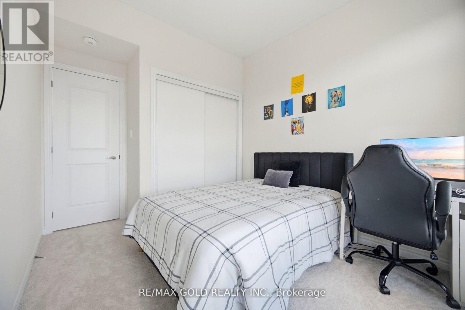 113 MOLOZZI STREET - 31