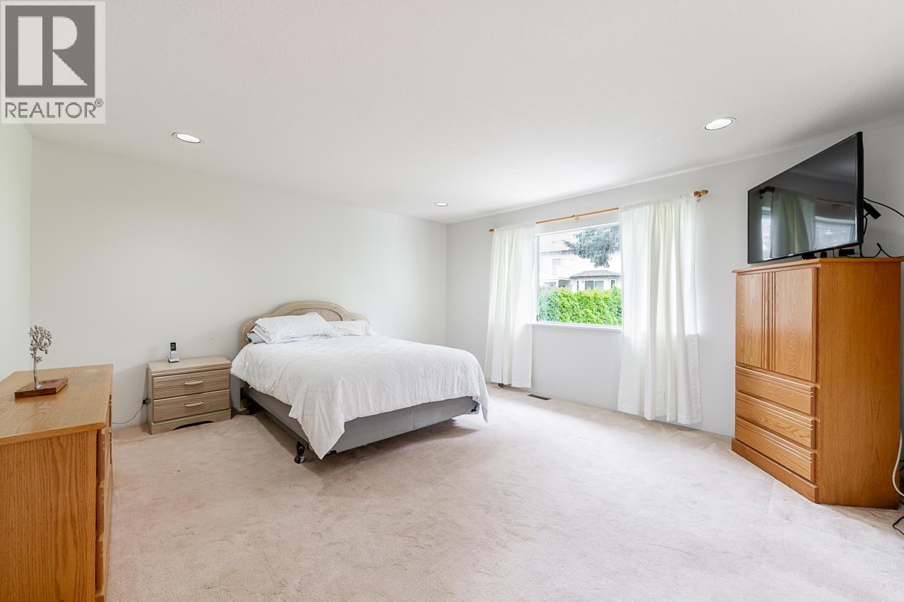 5 Bed, 4 Bath House for Sale in Coquitlam – 2917 KALAMALKA DRIVE, Coquitlam – MLS# R3135047 - Image 20