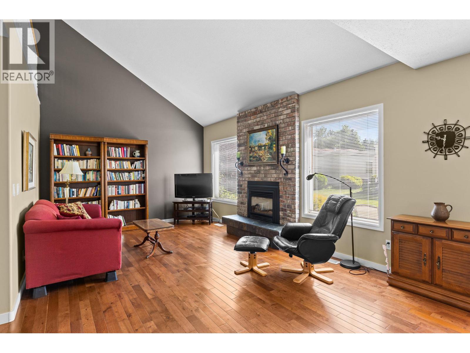 111 650 Lexington Drive, Kelowna