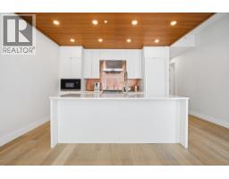 406 6707 Nelson Avenue, West Vancouver, BC V7W0A4 Photo 11