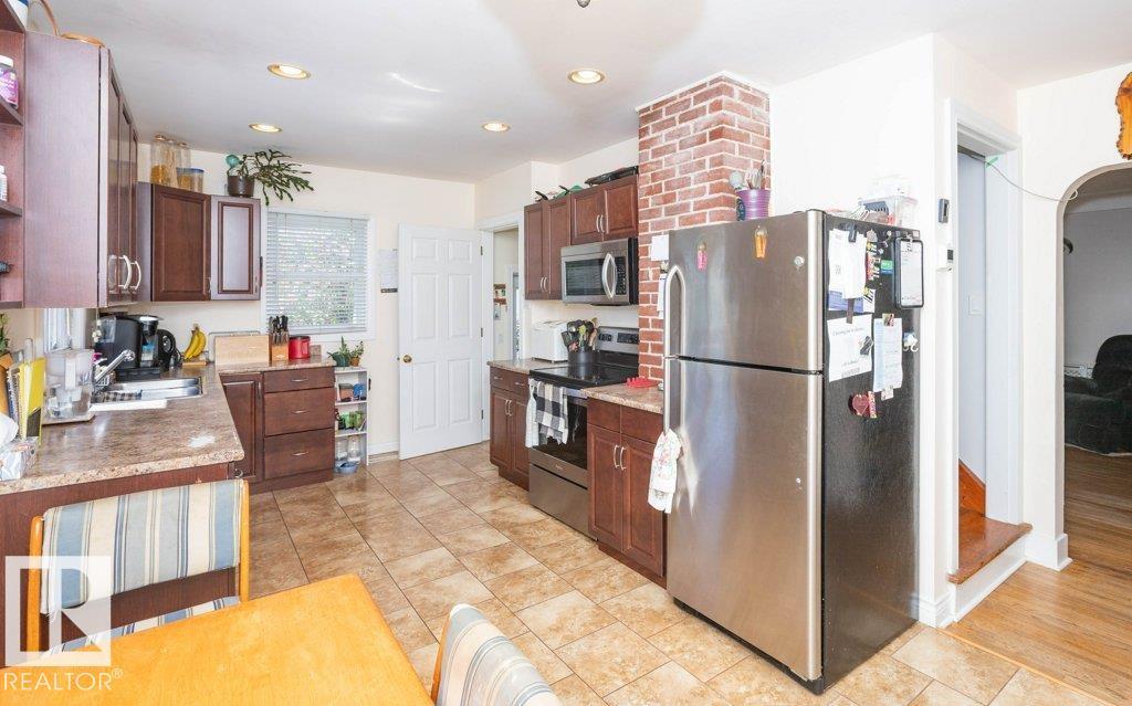 5131 52 ST — photo 22