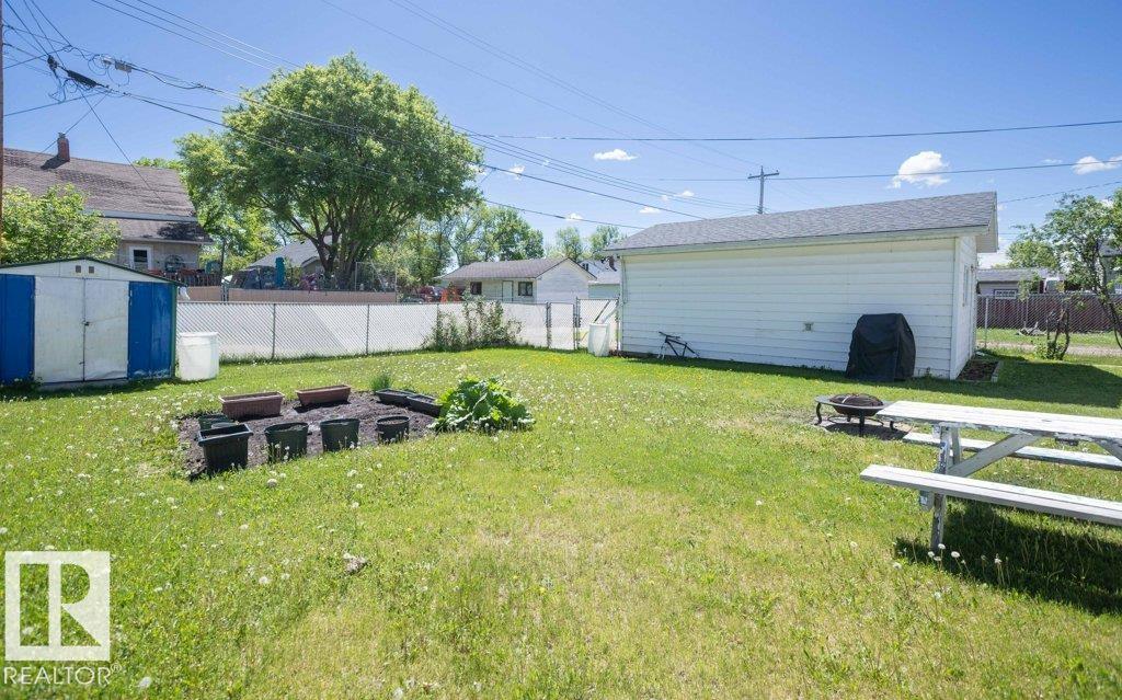 5131 52 ST — photo 8