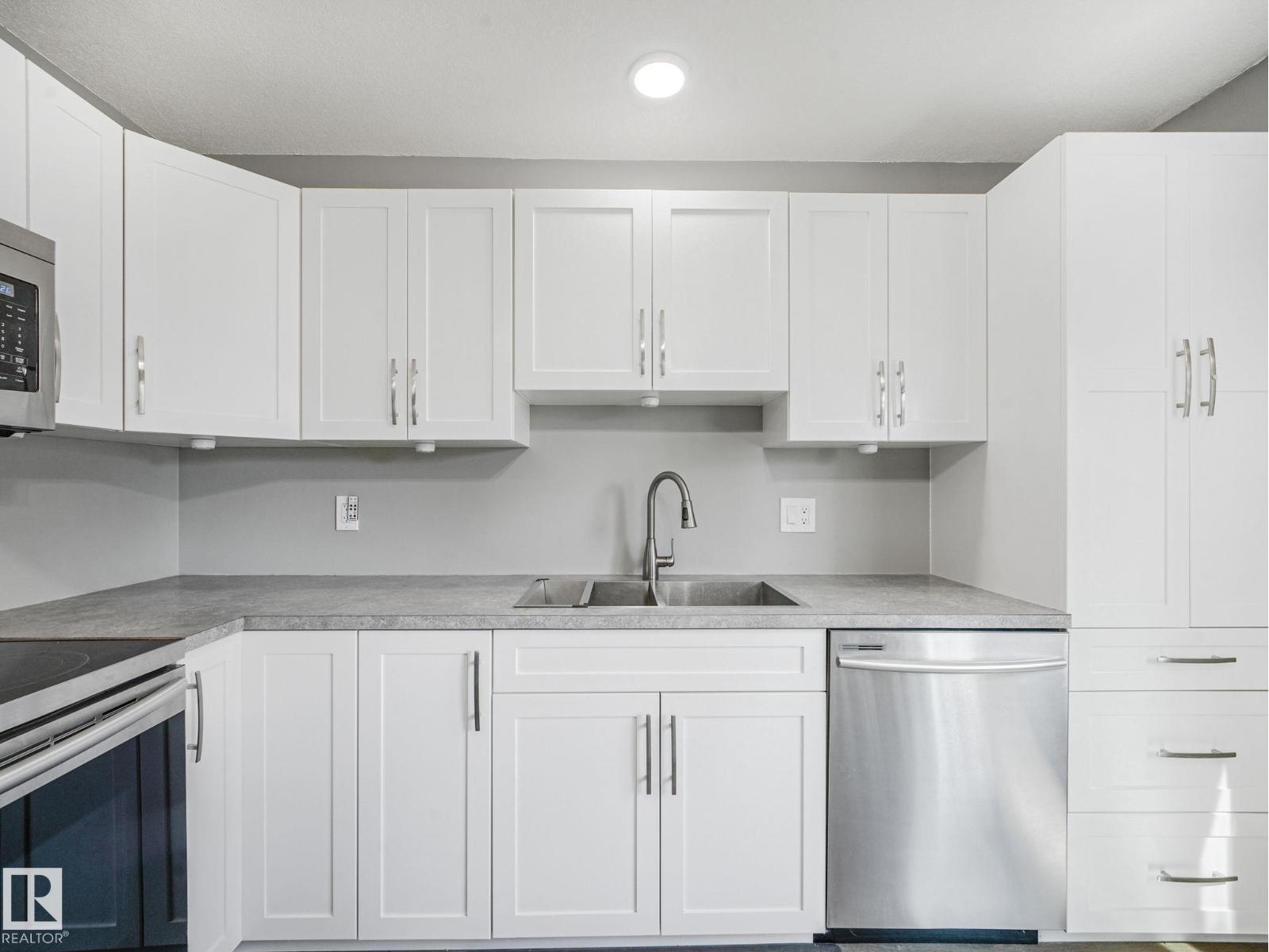 5421 22 AV NW - 18