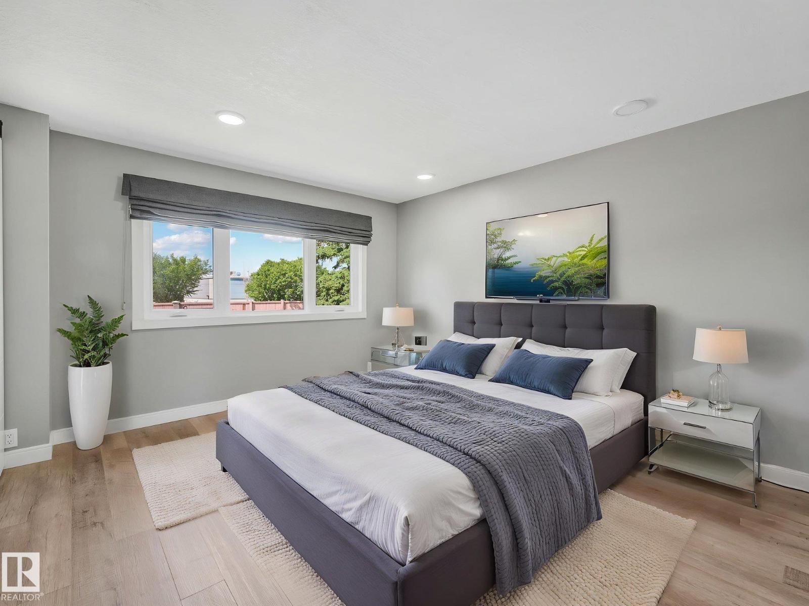5421 22 AV NW - 27