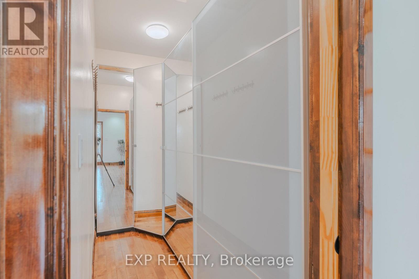 3257 MONICA DRIVE - 32