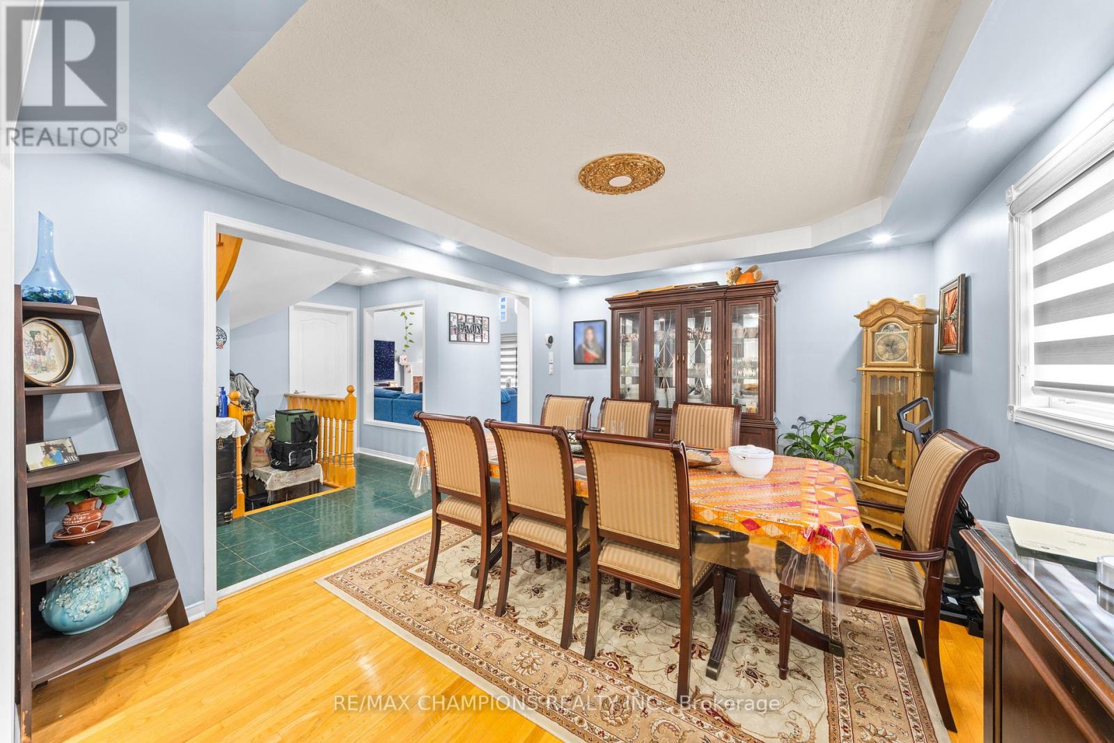 3 FIDDLENECK CRESCENT - 12