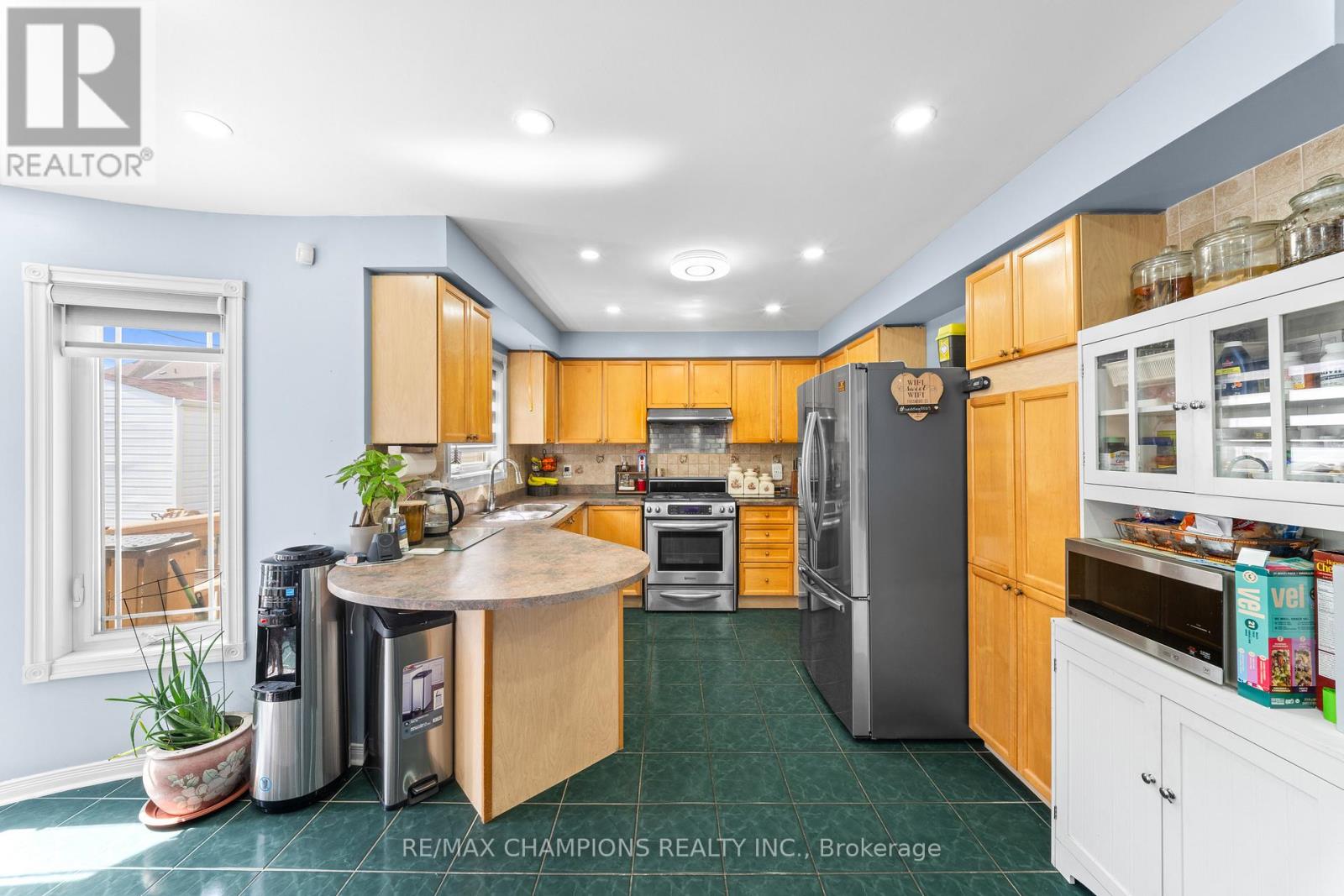 3 FIDDLENECK CRESCENT - 14