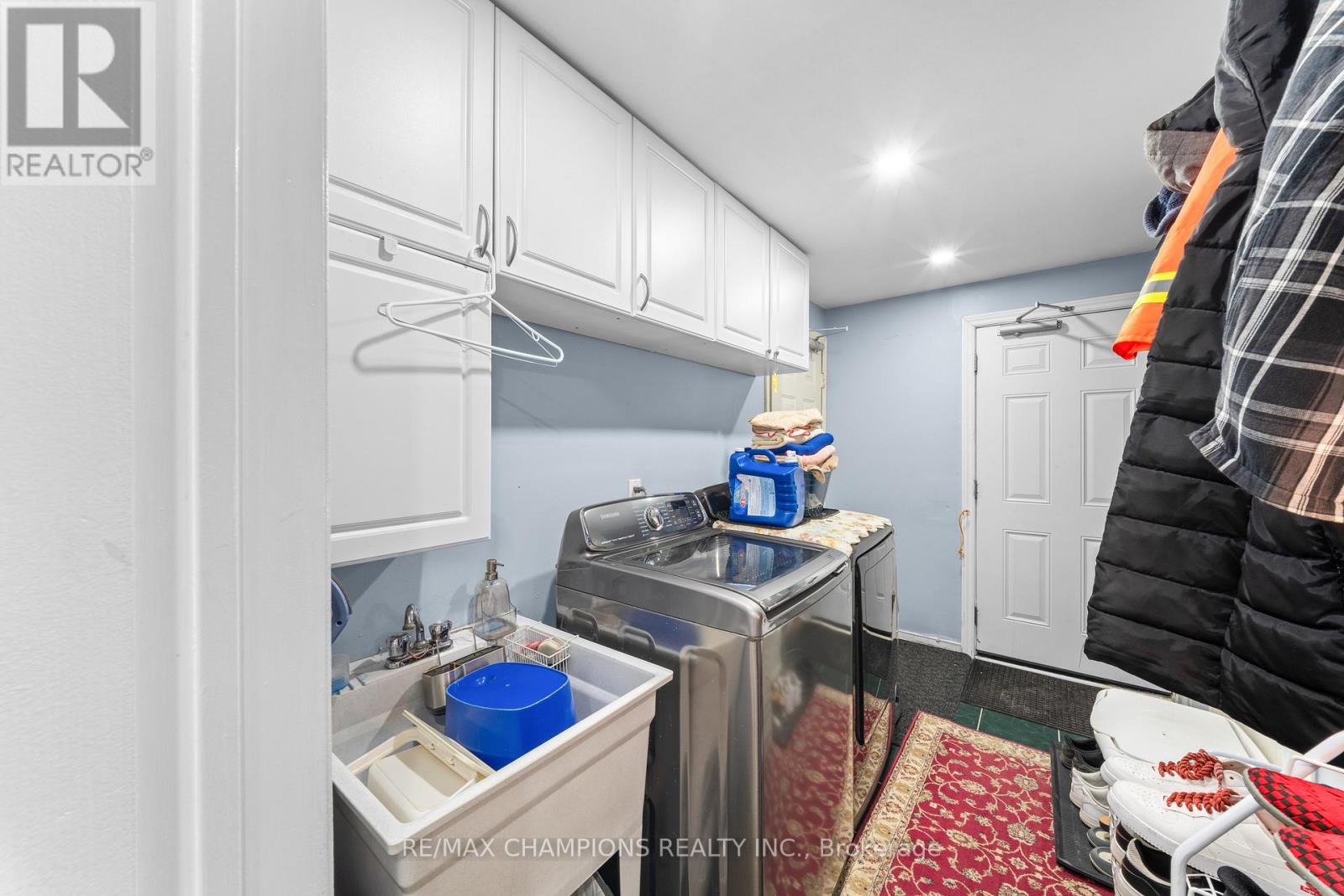 3 FIDDLENECK CRESCENT - 21