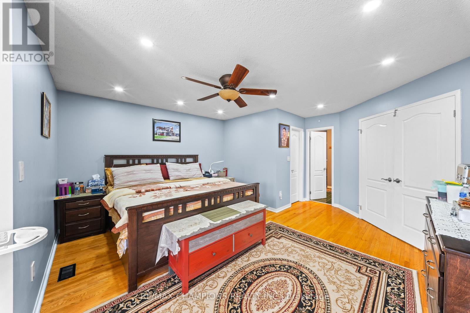 3 FIDDLENECK CRESCENT - 23