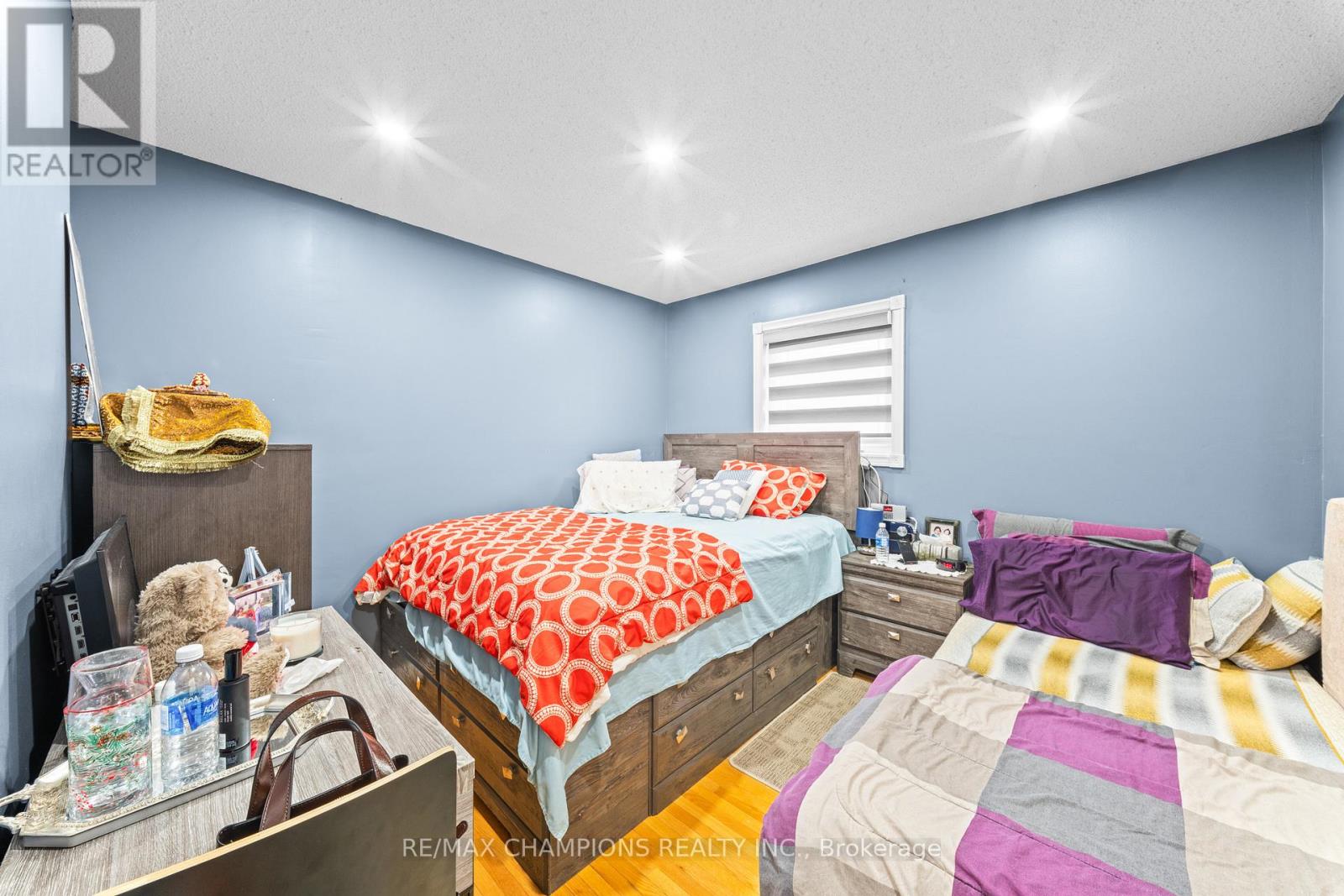 3 FIDDLENECK CRESCENT - 33