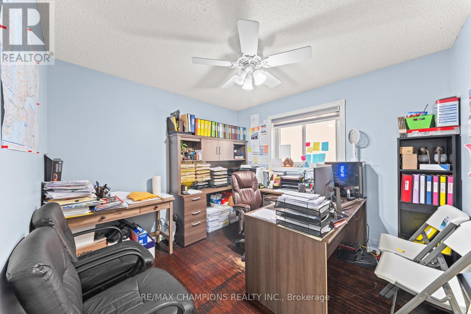 3 FIDDLENECK CRESCENT - 34