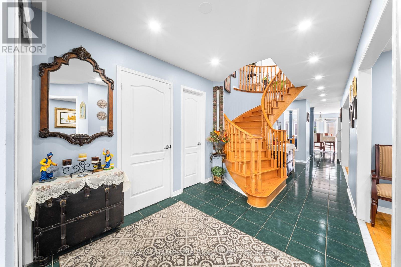3 FIDDLENECK CRESCENT - 7