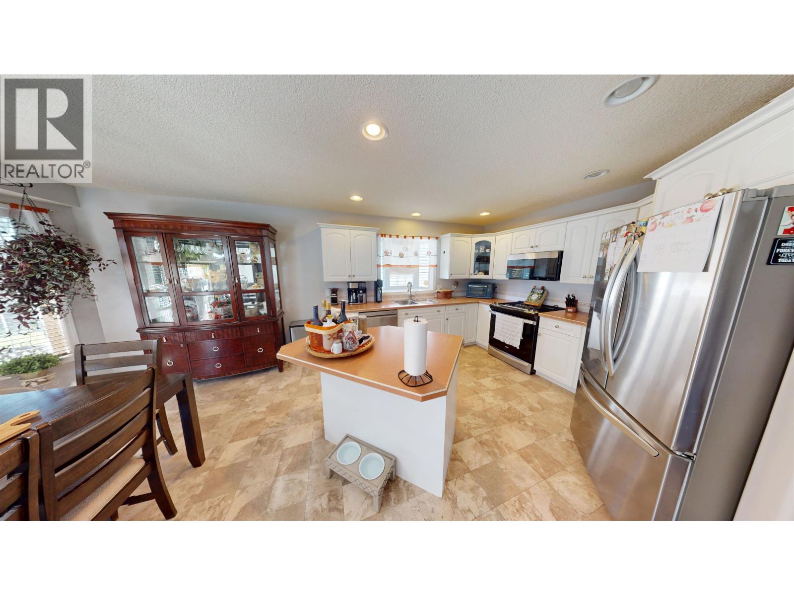 9903 114A AVENUE - 10