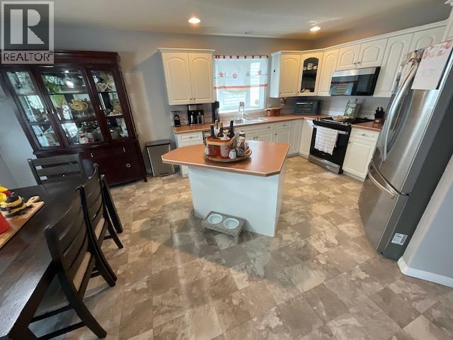 9903 114A AVENUE - 11