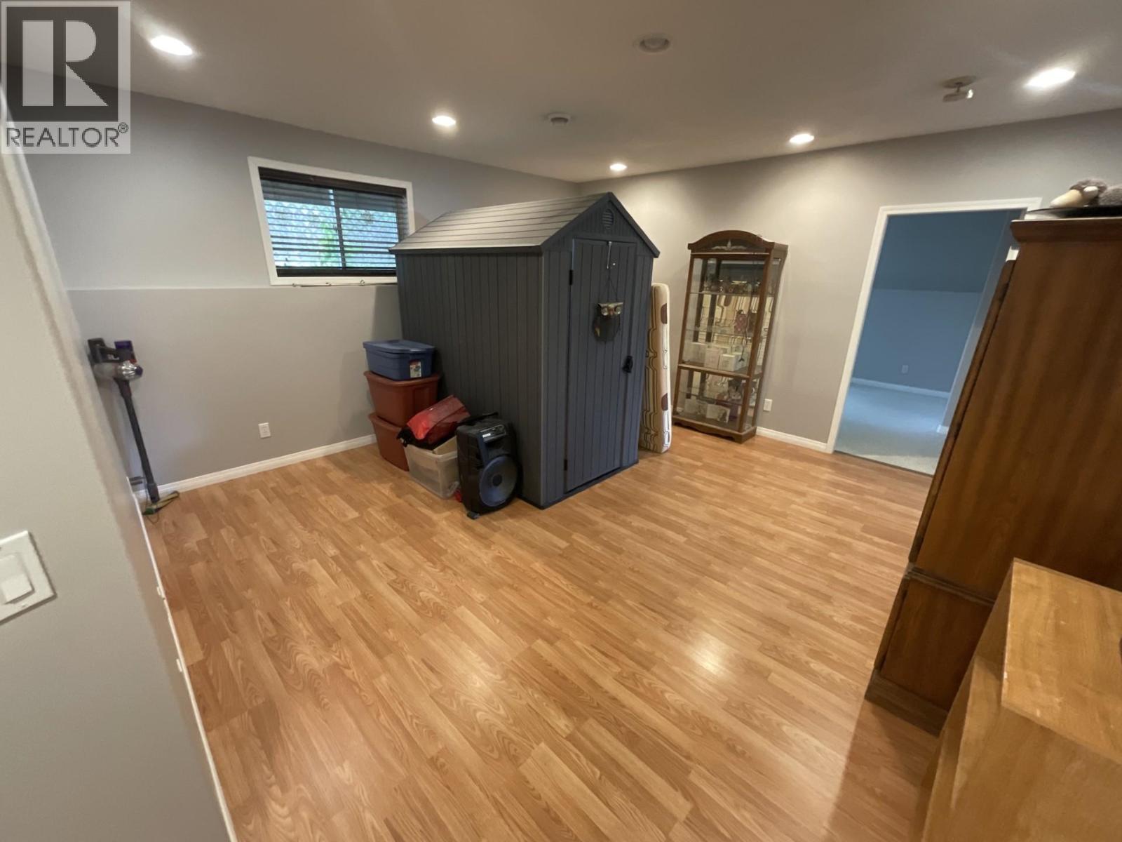 9903 114A AVENUE - 31